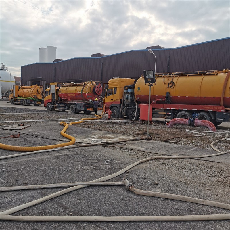 府谷污水池清理